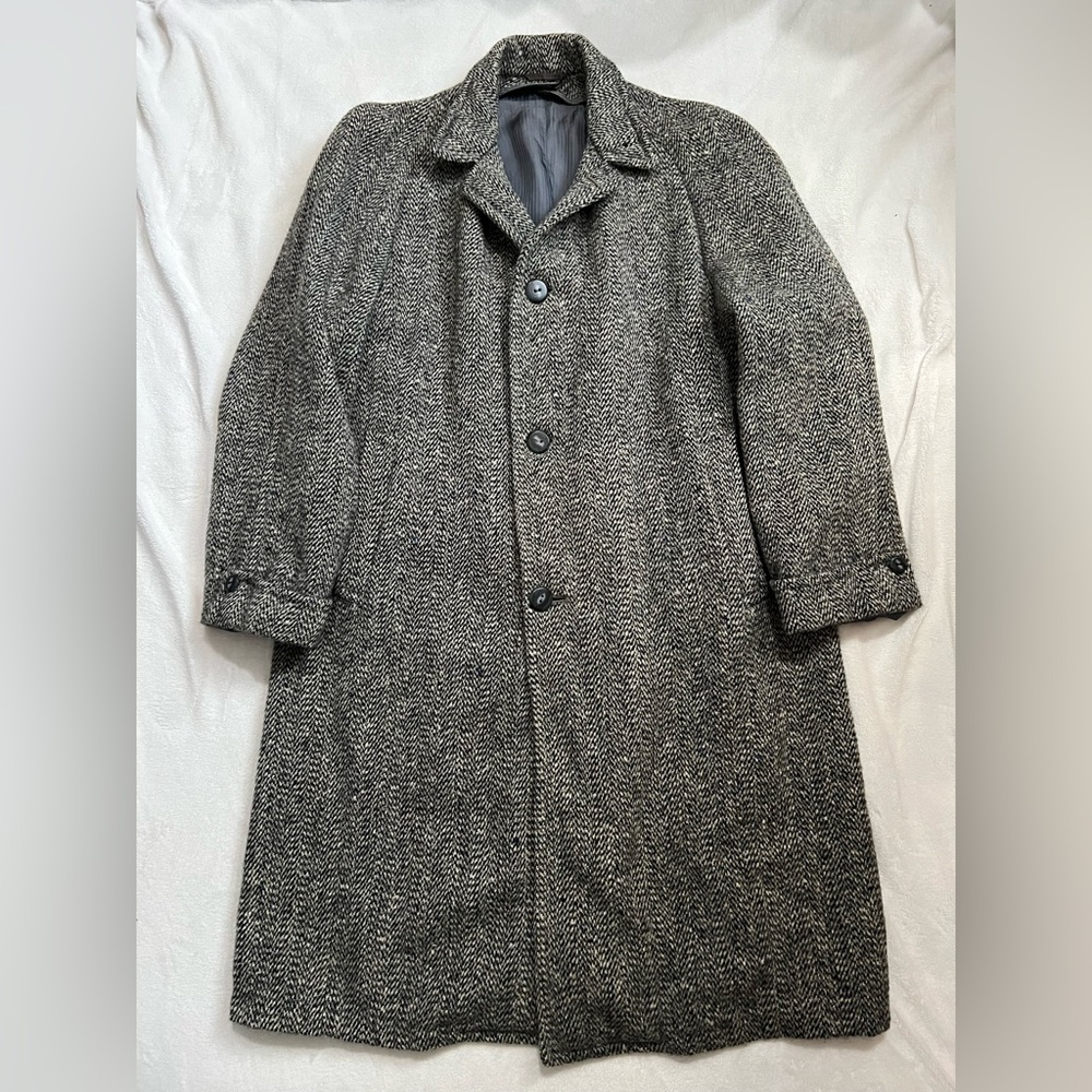 Men's Gray Tweed Herringbone Wool Raglan Sleeve Overcoat